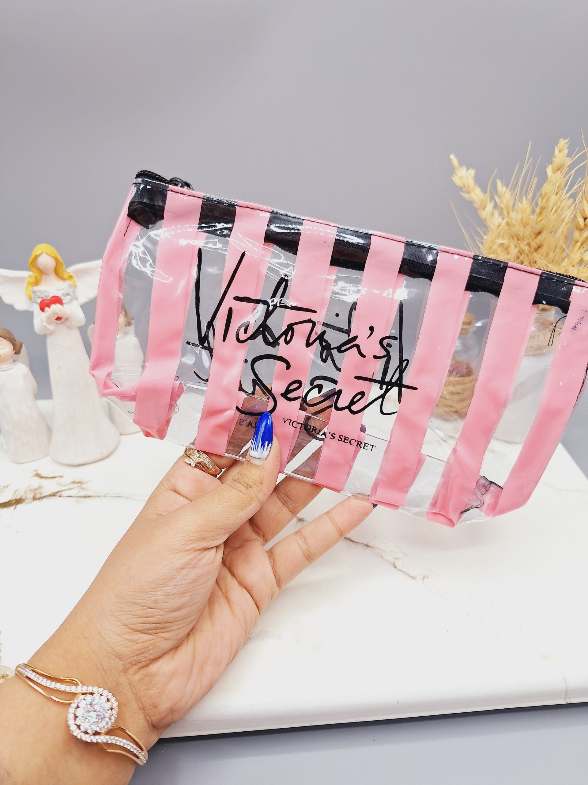 کیف لوازم آرایشی ویکتوریا سکرت سایز کوچیک کالباسی VICTORIA SECRET