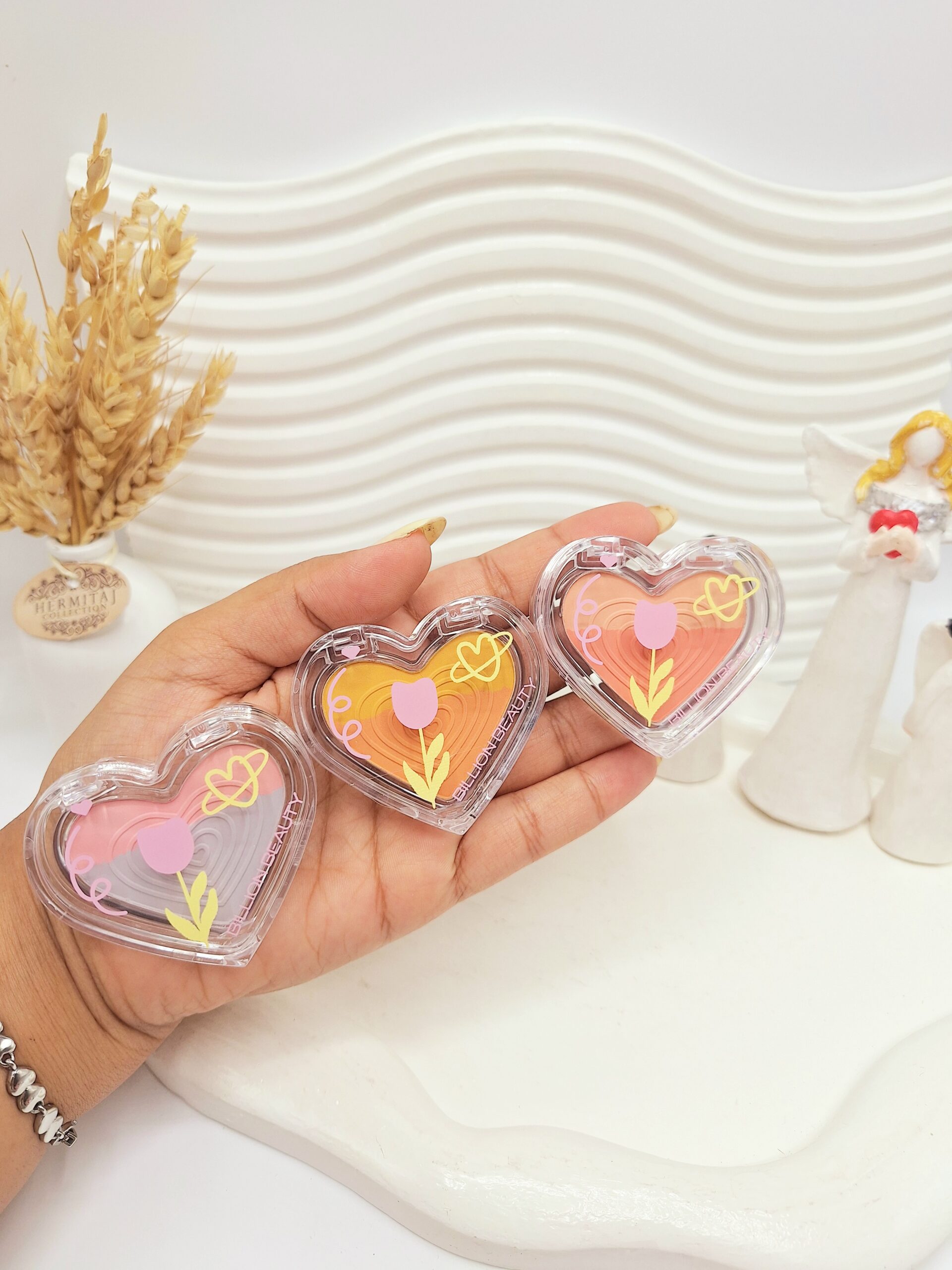 رژگونه دورنگ طرح قلبی برند  BILLION BEAUTY کد 1777