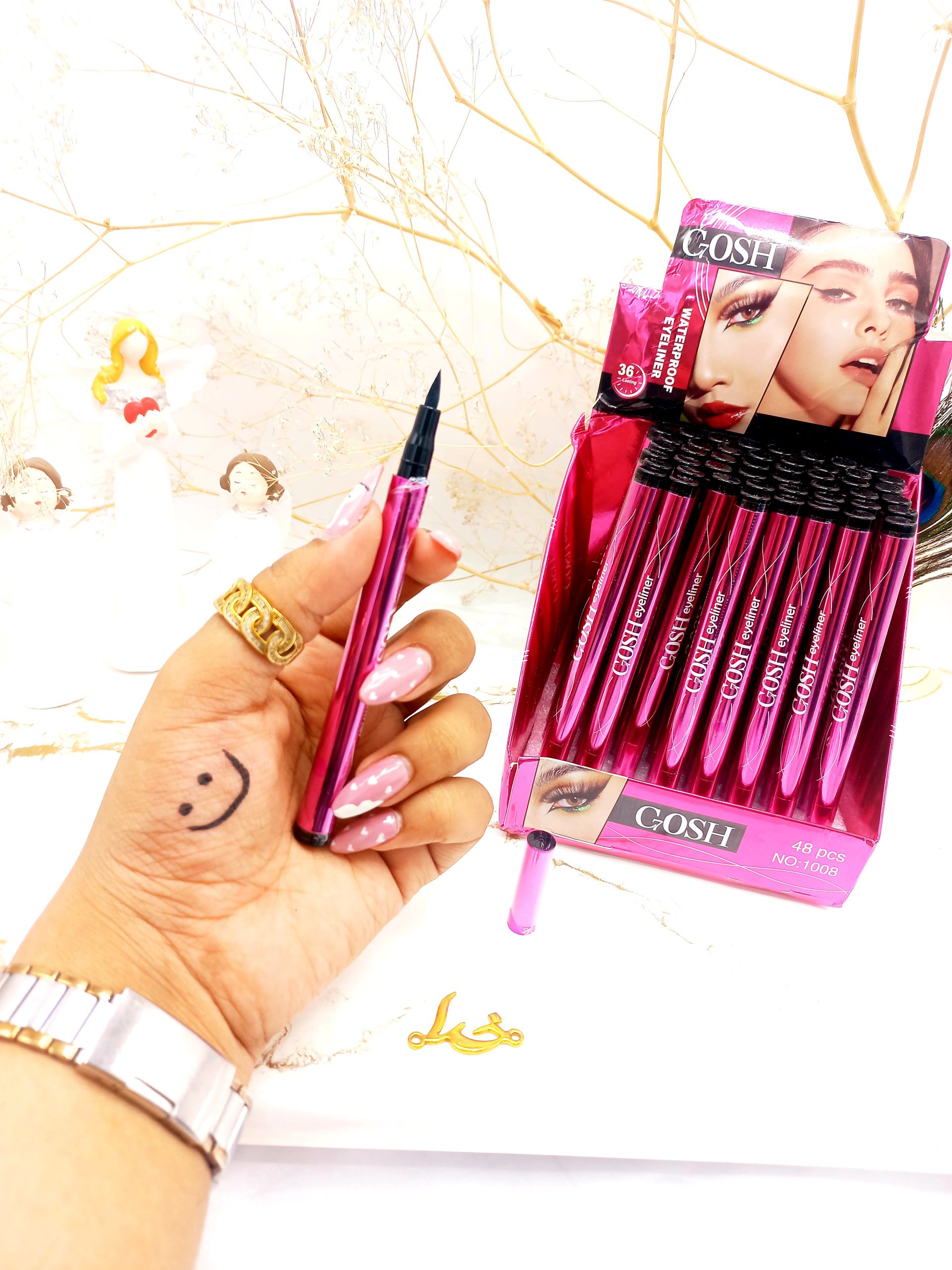 خط چشم مشکی ماژیکی ضدآب گاش GOSH (سرخابی) کد 1008