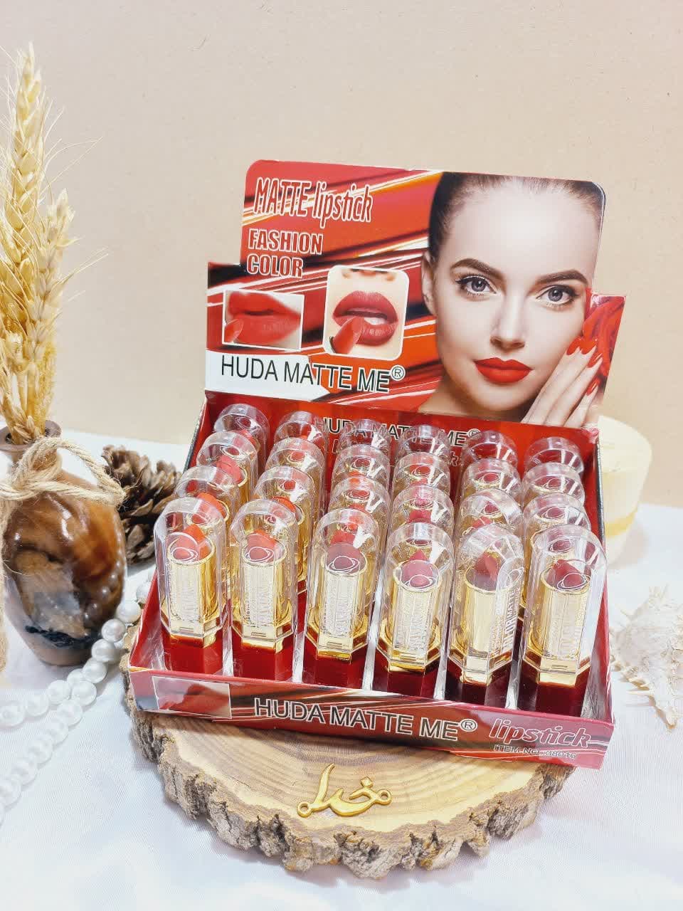 رژ جامد پرطرفدار هدی مات می HUDA MATTE ME کد 38016