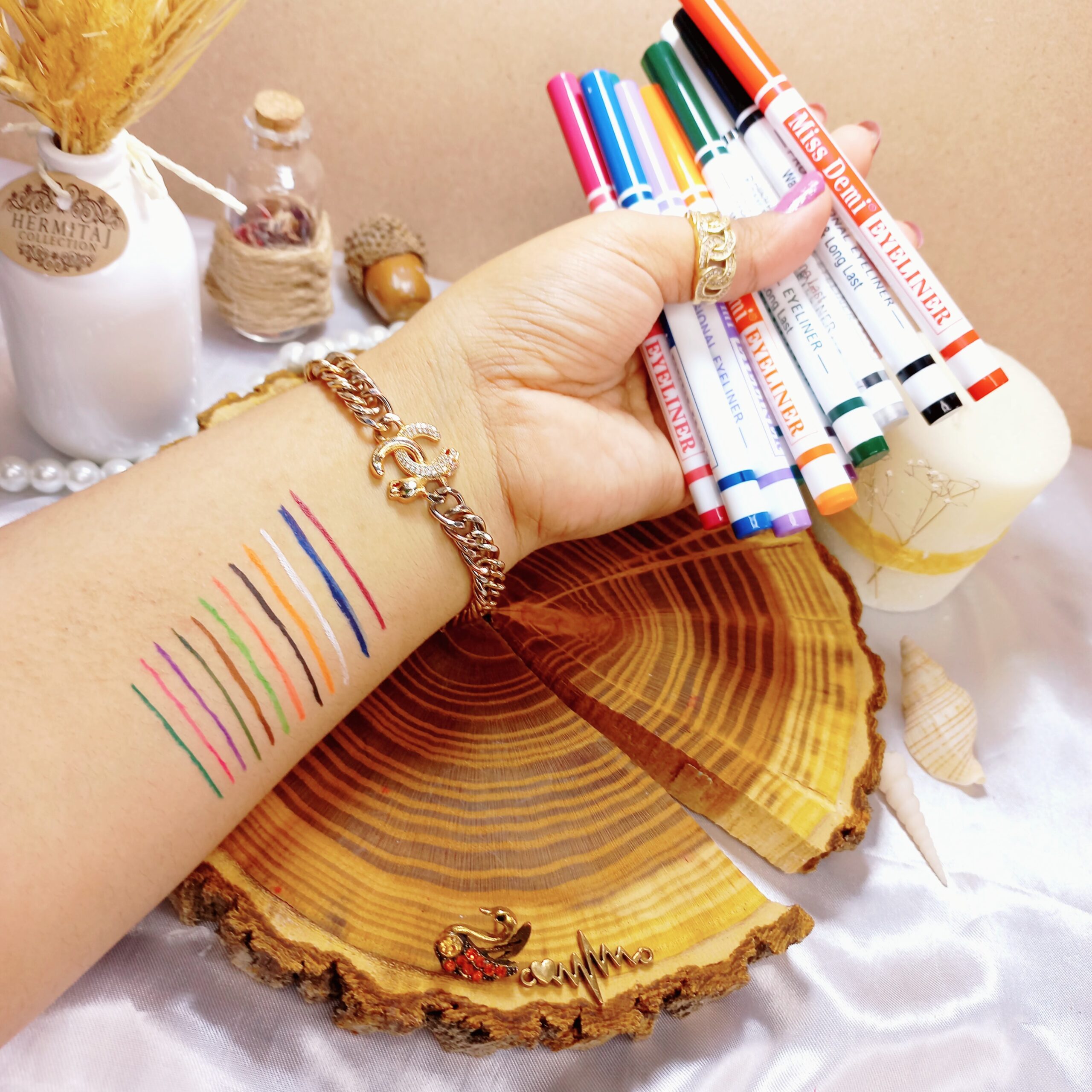 مداد رنگی دو کاره خط چشم و سایه چشم ماژیکی میس دمی Miss Demi کد 7808