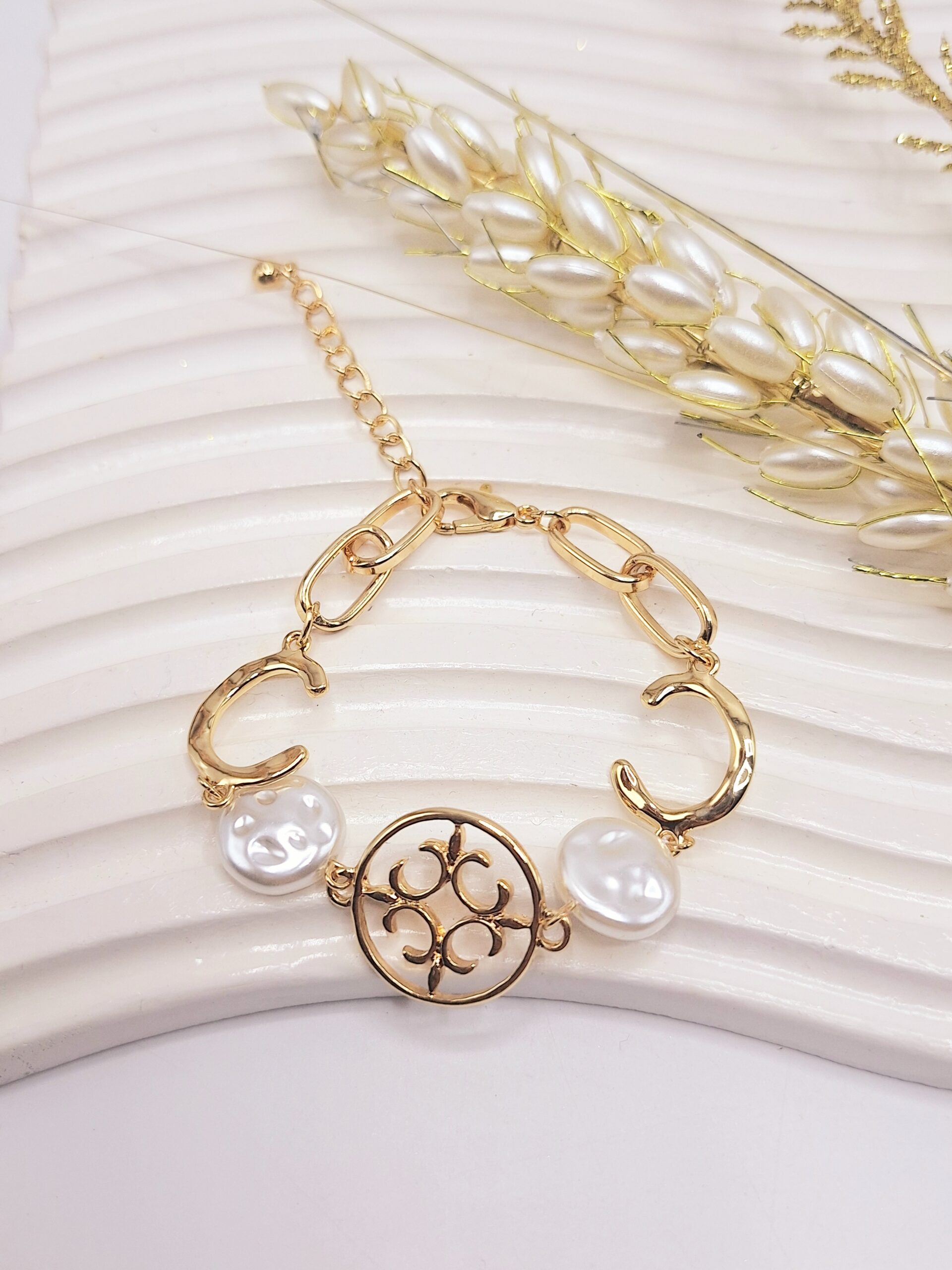 دستبند ترند مراورید و زنجیر مدل C