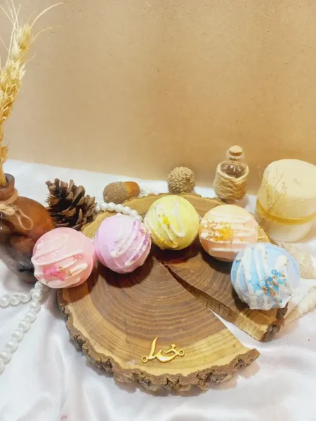 کوکتل و پدیکور توپی خامه ای 80 گرمی با کیفیت با جوشش عالی