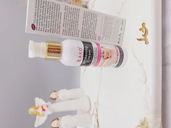 کرم سفید کننده نقاط حساس بدن برند راکو RAKO کد RK1156