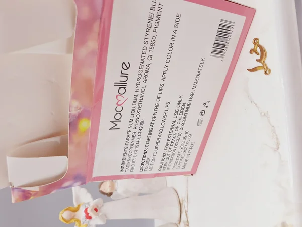 ست ۲عددی لیپ گلاس گلیتر دار طرح ستاره آویزدار برند موکالره کد Moc123