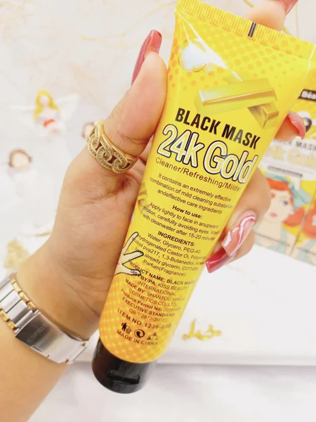 بلک ماسک پرطرفدار طلا 24k gold کیس بیوتی kiss Beauty کد 201608