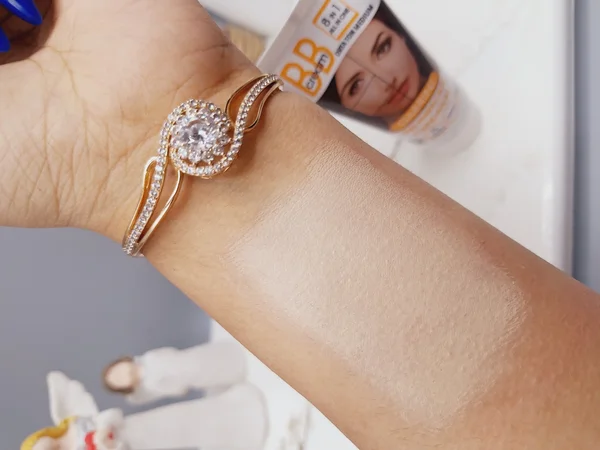 BB کرم پودر 8 کاره گابرینی فوق العاده با کیفیت اصلی GABRINI