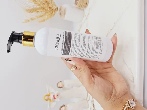 لوسیون بدن پمپی نارگیل بیواکوا رفع زبری پوست بدن خوشبو کننده پوست کد 2827