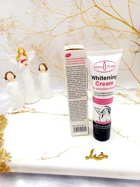 کرم سفید کننده و رفع تیرگی ناحیه تناسلی و واژن آیچون بیوتی کد AC218