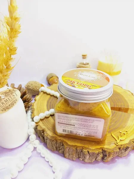 اسکراب شنی صورت و بدن رایحه 24 عیار طلا هپی لیدی HAPPY LADY کد HL206