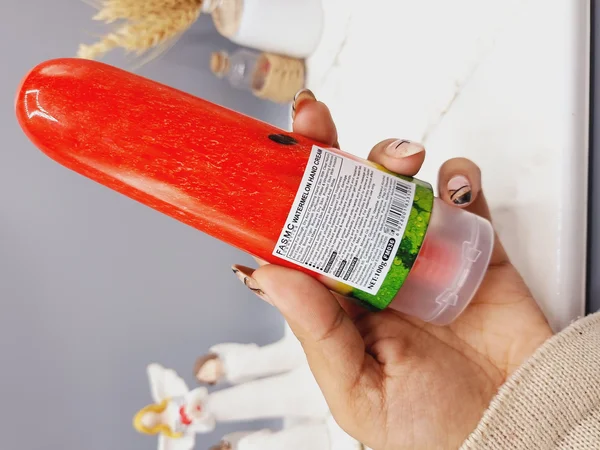 کرم آبرسان قوی دست و صورت رایحه هندوانه وکالی 100 میل کد FM036