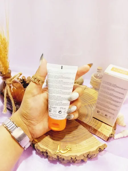 کرم ضد آفتاب اوریاژ SPF90 سری extreme حجم 50 میلی‌لیتر