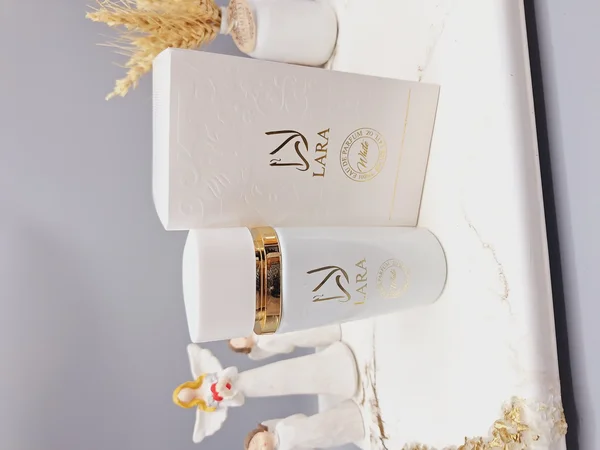 ادکلن زنانه لارا سفید خوشبووو وارداتی حجم 100 میل کد 9057