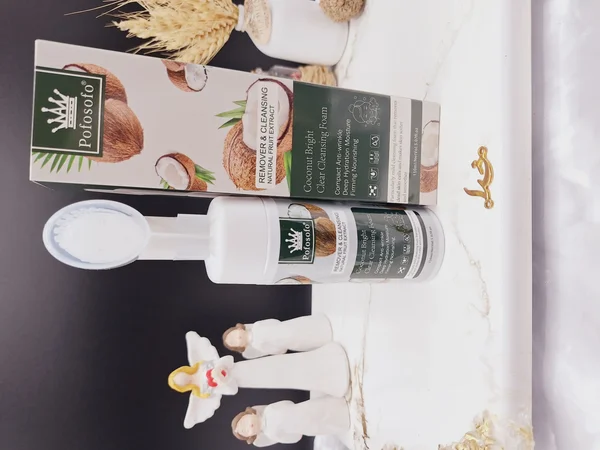 فوم‌ براش دار عصاره نارگیل برند پوفوسوفو Pofosofo کد CM0012