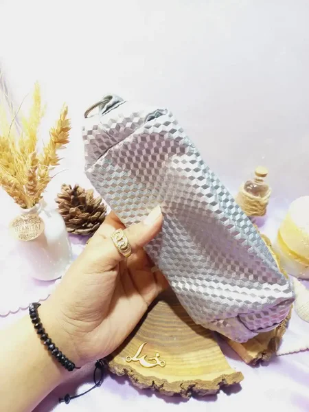 کیف چرمی فوق العاده با کیفیت طرح مکعبی سایز بزرگ