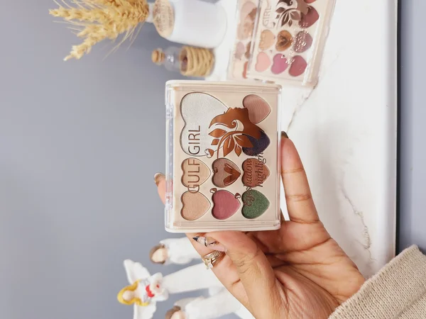 پالت سایه و هایلایتر نه رنگ قلبی گالف گرل کد gf564