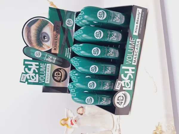 ریمل رنگ سبز برند کیس بیوتی بلند کننده و ضد آب کد NO.66176-03A