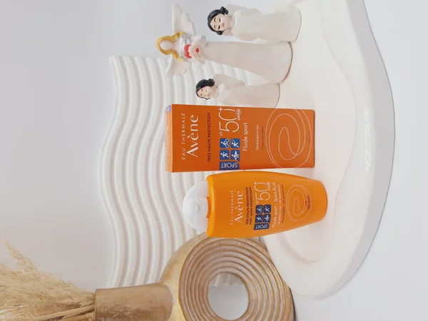 ضد آفتاب بی رنگ اسپورت  SPF50 برند Avène کد 1362