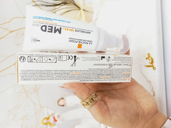 کرم ضد آفتاب محافظت بالا اشعه بی رنگ La Roche Posay Anthelios  کد 8181