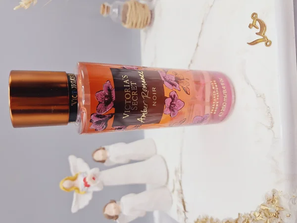 بادی اسپلش 250 ml ویکتوریا سکرت مدل Amber Romance NOIR اورجینال