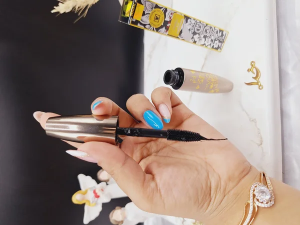 ریمل بلند کننده مژه و ضد آب لارا ویولت اصلی Lara Violet کد M124