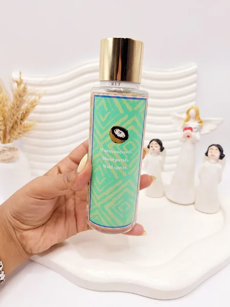 بادی اسپلش 250 ml ویکتوریا سکرت مدل COCONUT CRAZE اورجینال