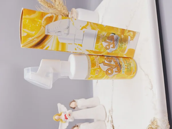 فوم حبابی براش دار لیمو دارای سفیدی پوست و آمینو اسید برند 30 beauty کد 4113