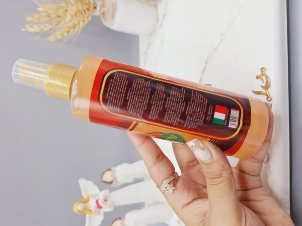 بادی اسپلش شاین دار ادکلنی سایز بزرگ ونیز VENICE رایحه BURBERRY WEEKEND