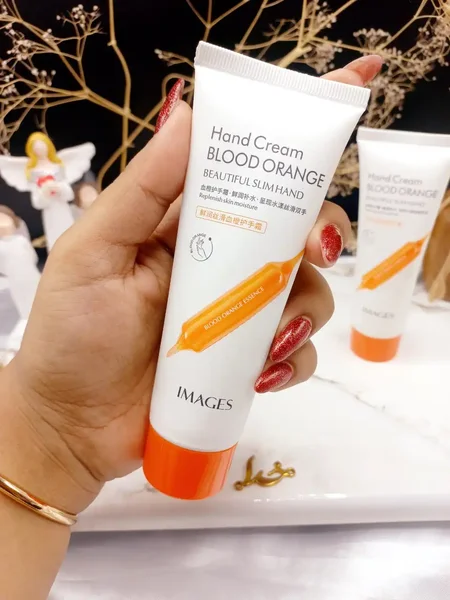 کرم دست پرتقال خونی 80 گرم برند ایمیجز IMAGES کد XXM23433