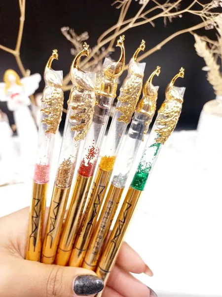 خط چشم ماژیکی ضد آب طرح طاووس آکواریومی کد K815