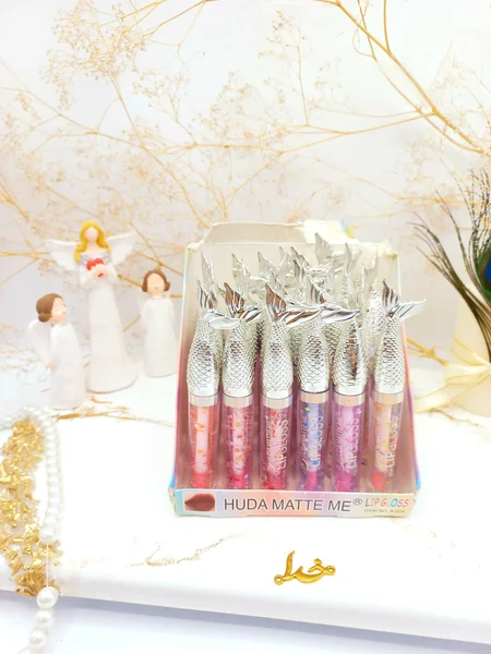 لیپ گلاس درب پری دریایی هدا مات می HUDA MATTE ME کد X224