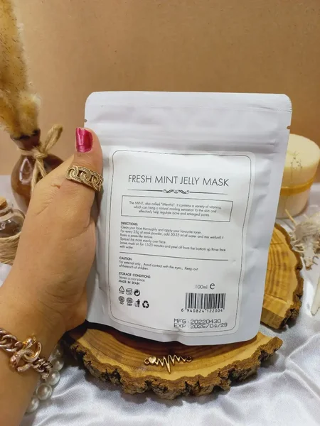 ماسک پودری جوانسازی کاسمارا CASMARA با عصاره چای سبز FRESH MINT ساخت اسپانیا 100 گرمی