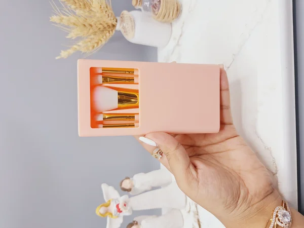 پک براش آینه دار 5 تکه دسته بلند رنگ صورتی