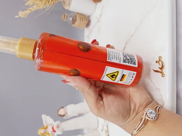 بادی اسپلش فانتزی شاین دار ونیس رایحه شکلات کیت کت حجم 260 میل