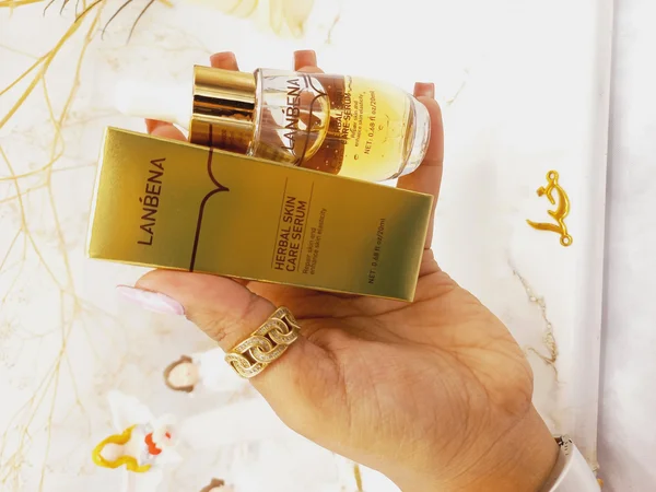 سرم معجزه ترمیم کننده جای جوش و اسکار لانبنا LANBENA کد LB6238