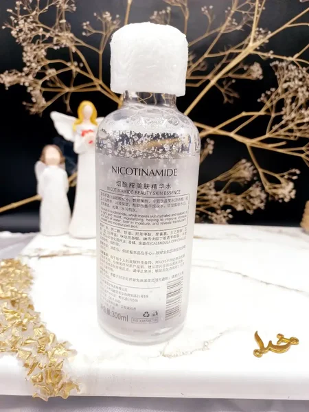 تونر صورت درمان منافذ نیکوتین آمید ۳۰۰ میل ایمیجز images  کد XXM29718