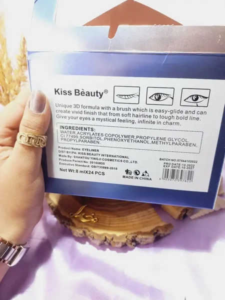 خط چشم معروف ماژیکی ضد آب مات لین کیس بیوتی kiss beauty کد 57544