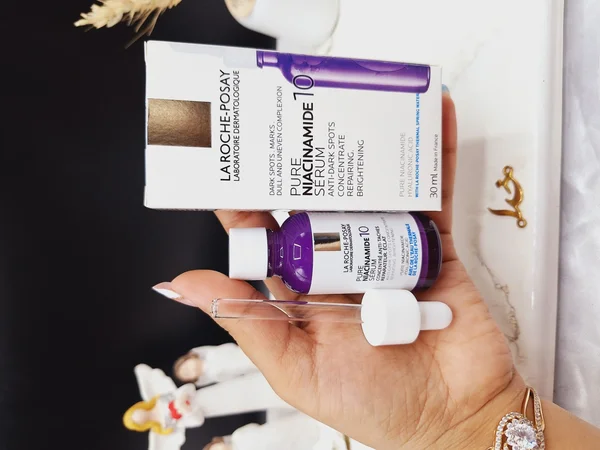 سرم ضدلک لاروش پوزای مدل نیاسینامید حجم 30 میلی لیتر کد 1885