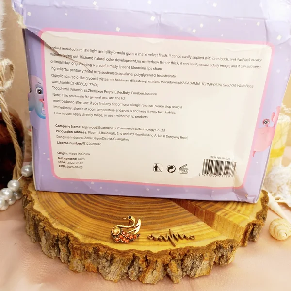 رژ لب مایع پشمالو بنفش طرح دختر آی لاو یو بیوتی ILOVE U BEAUTY  کد IU022