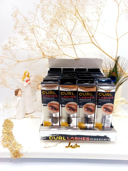 ریمل پرطرفدار ضد اب و حجم دهنده و بلند کننده نگینی ماسکارا CURL LASHES کد 8012