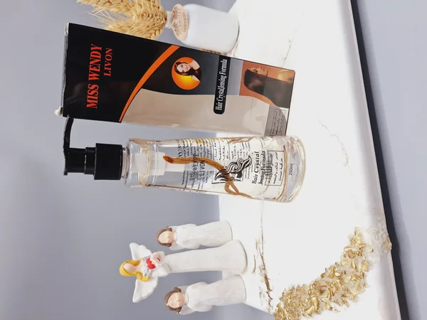 ژل و سرم مغذی با فرمول جنسینگ مناسب موهای آسیب دیده برند MISS WENDY LIVON ‌کد 7949