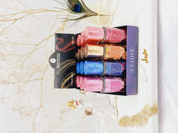 بادی اسپلش پرطرفدار وی وی لاو V V LOVE رایحه خنک و شیرین کد VL905828D