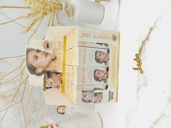 هایلایتر مایع برند معروف رومانتیک رین ROMANTIC RAIN کد R178