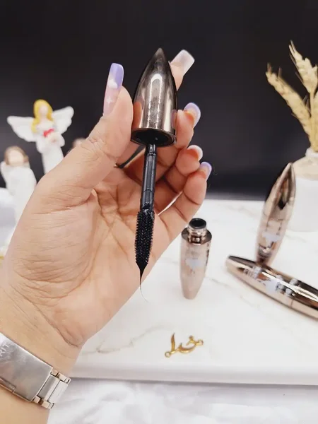 ریمل حجم دهنده و بلند کننده شتر مرغ برند کیس بیوتی کد 56249