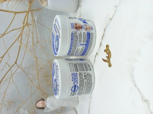 کرم کاسه ای سفید کننده و آبرسان قوی شیر  الاغ وکالی ‏Wokali‏ (درب آبی) کد 3051