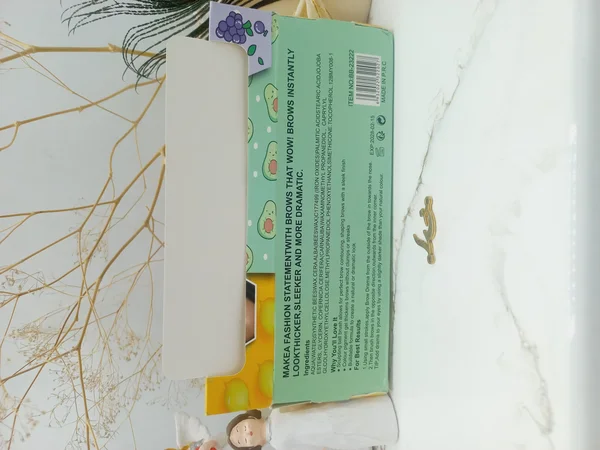 صابون حالت دهنده ابرو میوه ای برند BELENDA BEAUTY کد BB23222