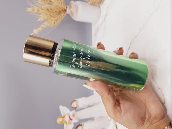 بادی اسپلش 250 ml شاین دار ویکتوریا سکرت مدل Pear Glacé اورجینال