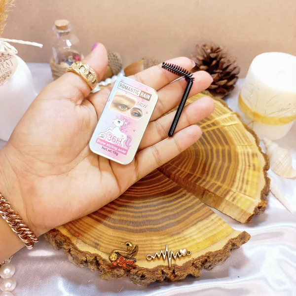 صابون لیفت ابرو حرفه ای رمانتیک رین کد Y024  Romantic Rin Unicorn Eyebrow Lift Soap