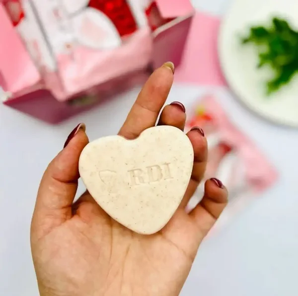 صابون اسکرابی قلبی برند RDl روشن کننده بیکینی و ضد جوش باسن کد 0109