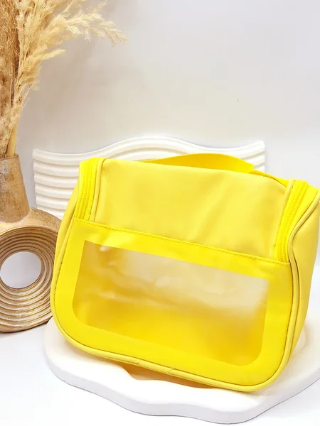 کیف آرایشی واشبگ بیضی رنگ زرد سایز بزرگ WASHBAG